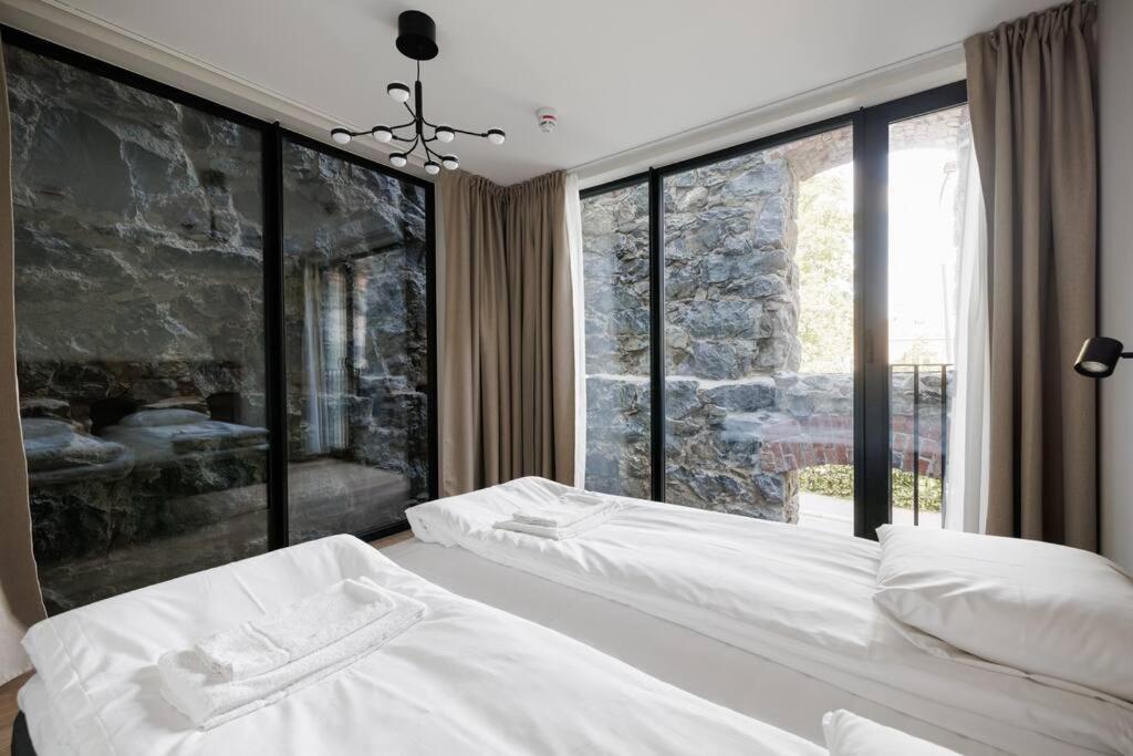 Brand New Studios Amidst Ancient Ruins Oasis Estocolmo Exterior foto